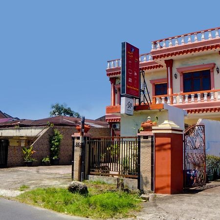 Oyo 92638 Jr Residence Syariah Medan Dış mekan fotoğraf