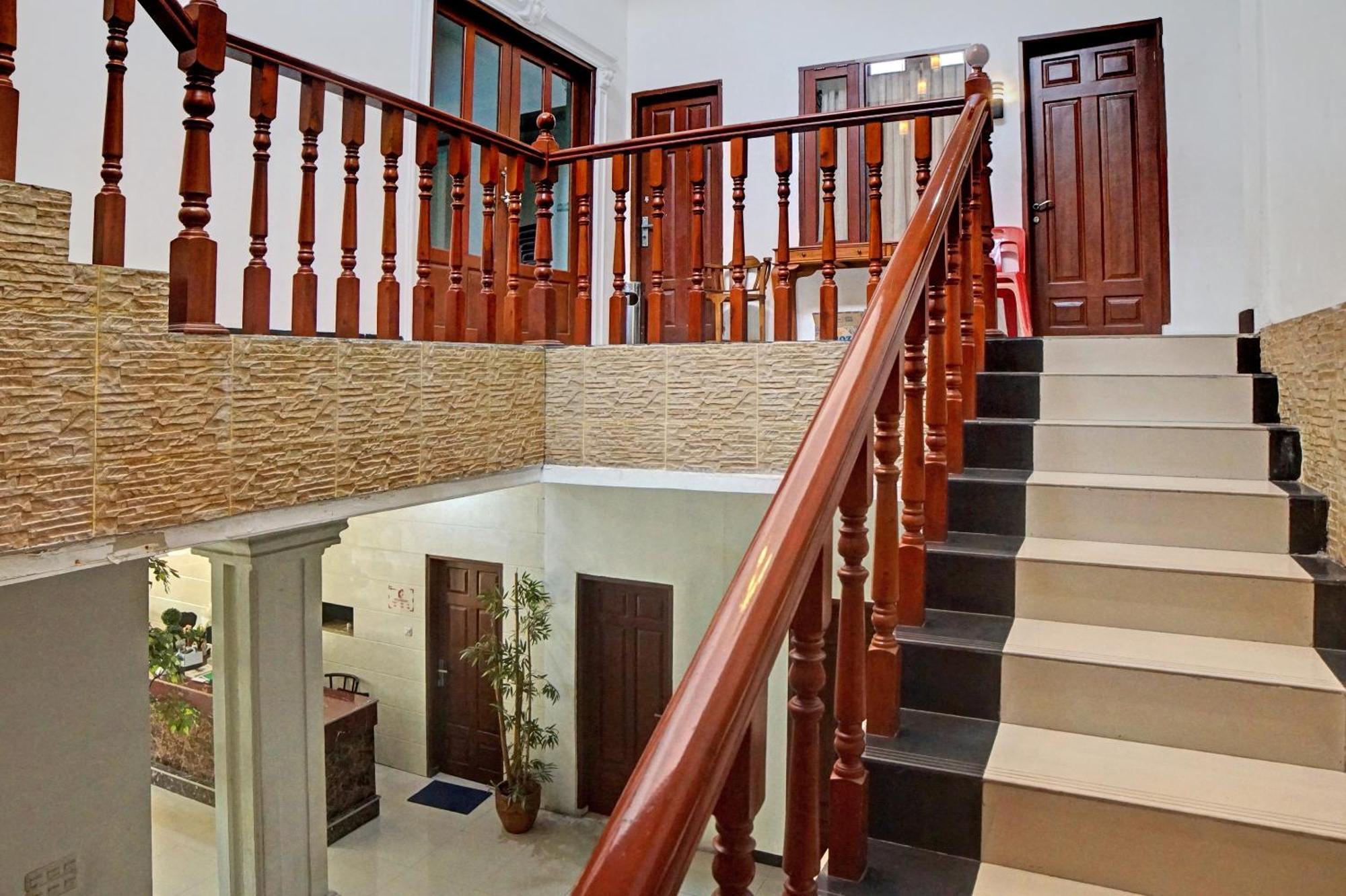 Oyo 92638 Jr Residence Syariah Medan Dış mekan fotoğraf