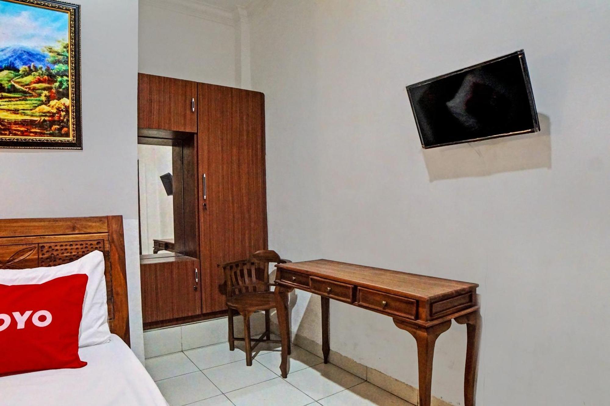 Oyo 92638 Jr Residence Syariah Medan Dış mekan fotoğraf